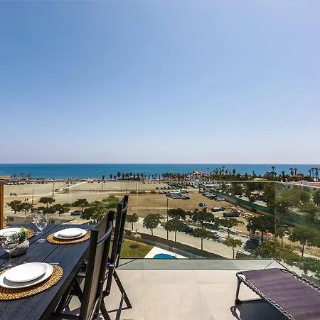 A&n Sea View Terrace & Pool Getaway