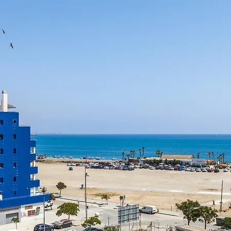 A&n Sea View Terrace & Pool Getaway 아파트