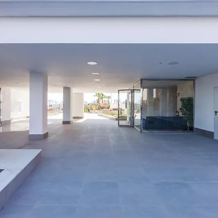 아파트 A&n Sea View Terrace & Pool Getaway 토레델마르