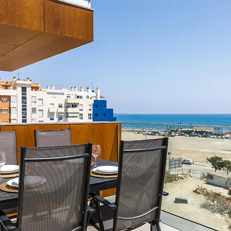 A&n Sea View Terrace & Pool Getaway *